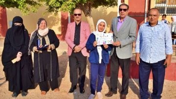 في مسابقة الطفل الموهوب ..مدير تعليم جنوب سيناء يكرم الفائزة بالمركز التاسع جمهوريا في مسابقة الطفل الموهوب ..مدير تعليم جنوب سيناء يكرم الفائزة بالمركز التاسع جمهوريا