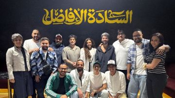 أبطال المسلسل اللبناني مرحبا دولة يشاهدون السادة الأفاضل في جولتهم بالقاهرة أبطال المسلسل اللبناني مرحبا دولة يشاهدون السادة الأفاضل في جولتهم بالقاهرة