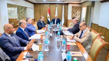 توريد 50 ألف ديسك للمدارس وتشغيل المصرية الألمانية بأكتوبر