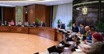رئيس الوزراء: نستهدف زيادة أسطول مصر للطيران بـ28 طائرة جديدة خلال عامين رئيس الوزراء: نستهدف زيادة أسطول مصر للطيران بـ28 طائرة جديدة خلال عامين