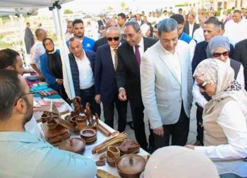 على هامش مهرجان الفنون والحرف التراثية.. افتتاح معرض التكتلات الاقتصادية بمعبد دندرة