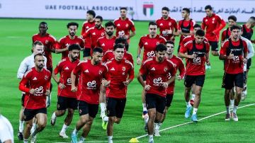 عمرو الحديدي: لا أنصح توروب بالبداية بمروان عطية وأليو ديانج في تشكيل الأهلي بالسوبر