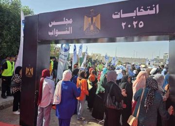 إقبال كبير من الناخبين في الغردقة للتصويت في انتخابات مجلس النواب