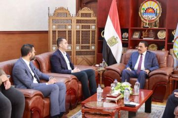 نائب وزير الصحة يبحث مع محافظ مطروح دعم البنية الصحية وتسريع مشروعات التطوير بالمحافظة