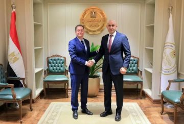 وزير التربية والتعليم يستقبل السفير الفرنسي بالقاهرة لبحث سبل تعزيز التعاون