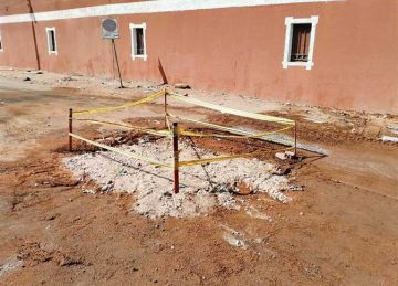 إصلاح عطل مفاجئ بخط مياه الشرب المغذي لمحطة جبل تقوق في أسوان إصلاح عطل مفاجئ بخط مياه الشرب المغذي لمحطة جبل تقوق في أسوان