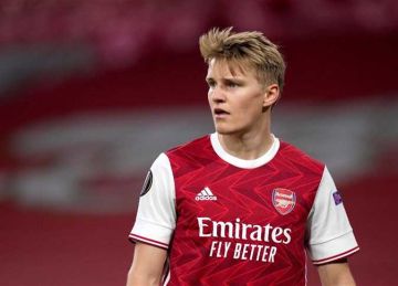 تقرير: برشلونة يفكر في ضم مارتن أوديجارد تقرير: برشلونة يفكر في ضم مارتن أوديجارد