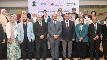 تكريم صغار المزارعين ومربيات الدواجن بالمنيا تكريم صغار المزارعين ومربيات الدواجن بالمنيا