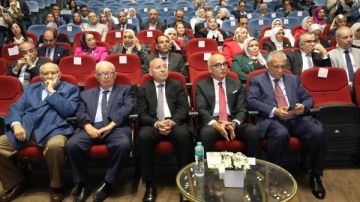 محافظ القاهرة يشهد حفل جامعة عين شمس لحصولها على الاعتماد من الهيئة القومية لضمان جودة التعليم محافظ القاهرة يشهد حفل جامعة عين شمس لحصولها على الاعتماد من الهيئة القومية لضمان جودة التعليم