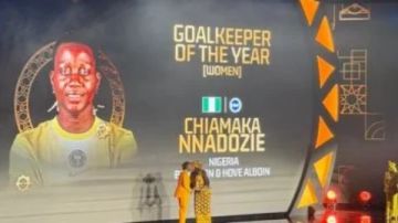 النيجيرية تشياماكا نادوزي تحصد جائزة أفضل حارسة مرمى في أفريقيا 2025