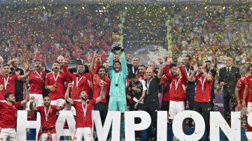 بعد تتويجه بالسوبر المصري .. كم عدد بطولات الأهلي في تاريخه