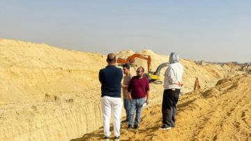 رئيس جهاز الشيخ زايد تتفقد أعمال المرافق بتوسعات المدينة القرار 77