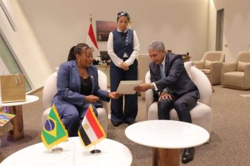 زير السياحة والآثار يستقبل وزيرة الثقافة البرازيلية وممثلة الرئيس البرازيلي لحضور حفل الافتتاح زير السياحة والآثار يستقبل وزيرة الثقافة البرازيلية وممثلة الرئيس البرازيلي لحضور حفل الافتتاح