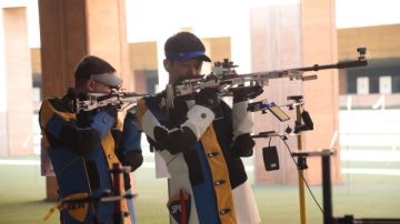 استمرار المنافسات القوية في اليوم السادس من بطولة العالم للرماية بالعاصمة الجديدة
