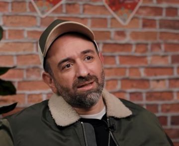 المخرج عمرو سلامة عن ظاهرة التحفيل على السوشيال ميديا: أعرف ناس كتير وقعوا ضحايا للرأي العام