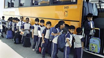 مفاجأة.. نتائج الكشف المبكر عن تعاطي المخدرات بين سائقي الأتوبيسات المدرسية مفاجأة.. نتائج الكشف المبكر عن تعاطي المخدرات بين سائقي الأتوبيسات المدرسية