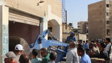 جهاز مدينة بدر يقود حملة لاستعادة المحلات التجارية .. تفاصيل