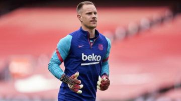 حقيقة عروض يناير لضم تير شتيجن .. برشلونة يوضح الموقف حقيقة عروض يناير لضم تير شتيجن .. برشلونة يوضح الموقف