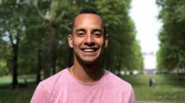 عمرو وهبة ينفي مشاركته في افتتاح المتحف المصري الكبير عمرو وهبة ينفي مشاركته في افتتاح المتحف المصري الكبير