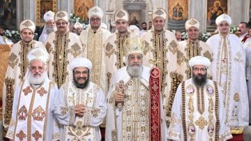 في الذكرى الـ 13 لظهور القرعة الهيكلية .. البابا يصلي قداس سيامة كهنة وقمامصة جدد بالإسكندرية