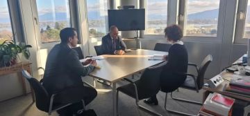 وزير العمل يلتقي مساعد المدير العام للحوكمة والحقوق والحوار بمنظمة العمل الدولية