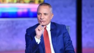 بعد فوز الأهلي على شبيبة القبائل.. أحمد موسى يوجه نقدا لاذعا للشناوي