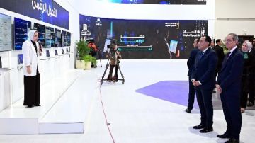 وزير الاتصالات: جذب 15 شركة تصنع الهواتف المحمولة وملحقاتها في مصر.. ونواب: الصناعة تؤدى إلى خلق فرص عمل وتحقيق الاكتفاء الذاتي من احتياجات الدولة وزير الاتصالات: جذب 15 شركة تصنع الهواتف المحمولة وملحقاتها في مصر.. ونواب: الصناعة تؤدى إلى خلق فرص عمل وتحقيق الاكتفاء الذاتي من احتياجات الدولة