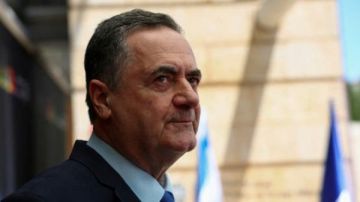 وزير دفاع الاحتلال يقترح إغلاق إذاعة الجيش