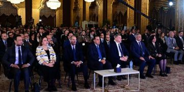 رئيس الوزراء: مصر شريك موثوق وجاهزة لريادة قطاع التعهيد الرقمي