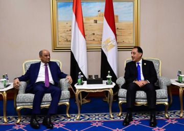 رئيس الوزراء يلتقى نظيره اليمنى بالعاصمة القطرية الدوحة رئيس الوزراء يلتقى نظيره اليمنى بالعاصمة القطرية الدوحة