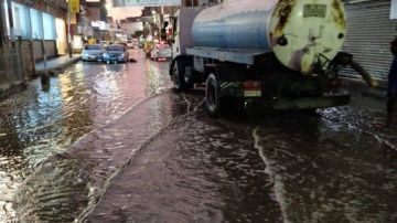 رفع حالة الطوارئ أمطار غزيرة على مدن وقرى الشرقية والمحافظة تتحرك بسيارات سحب المياه.. صور