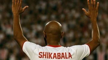 كاف يدعو أباتشي الزمالك لتقديم حفل جوائز أفضل لاعب