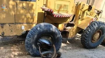 وفاة شاب في حادث انفجار إطار لودر بحي المروة بالخارجة