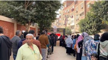 إقبال حاشد على اللجان الانتخابية في طرة إقبال حاشد على اللجان الانتخابية في طرة