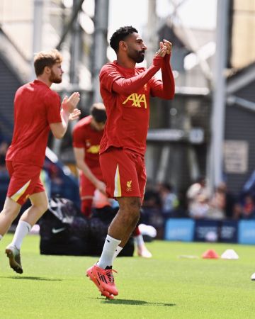 نجم ليفربول يقترح خطة حول إمكانية تعافي الريدز بدون محمد صلاح نجم ليفربول يقترح خطة حول إمكانية تعافي الريدز بدون محمد صلاح