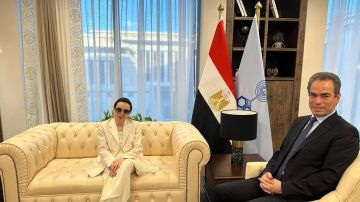 أحدث ظهور للفنانة المصرية نجاة الصغيرة في العاصمة الجديدة