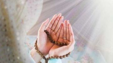 دعاء المطر للفرج القريب وتيسير الأرزاق.. لا تفوت أفضل أوقات الاستجابة دعاء المطر للفرج القريب وتيسير الأرزاق.. لا تفوت أفضل أوقات الاستجابة