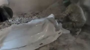 فيديو.. حماس تضلل جيش الاحتلال خلال عمليات استخراج جثث الأسرى