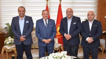 محافظ بورسعيد يبحث مع هيئة الاستثمار تعزيز الفرص الاستثمارية المتاحة بالمحافظة محافظ بورسعيد يبحث مع هيئة الاستثمار تعزيز الفرص الاستثمارية المتاحة بالمحافظة