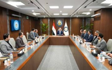 وزير البترول المصري يبحث توظيف تقنيات الذكاء الاصطناعي بالشركات التابعة