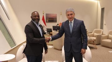 وزير السياحة والآثار يلتقي نظيره الزامبي .. تفاصيل