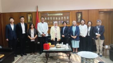 ألسن عين شمس تبحث مع الجامعة المفتوحة التحول الرقمي في تدريس اللغة الصينية ألسن عين شمس تبحث مع الجامعة المفتوحة التحول الرقمي في تدريس اللغة الصينية