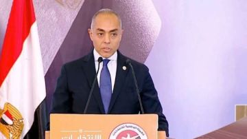 بنداري: مصر تستحق .. بدأنا التوعية من المدارس ووصلنا للجاليات بالخارج بنداري: مصر تستحق .. بدأنا التوعية من المدارس ووصلنا للجاليات بالخارج