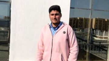 رحل وترك حزنا في النفوس.. طور سيناء تنعى الشاب يوسف رمضان شهيد لقمة العيش رحل وترك حزنا في النفوس.. طور سيناء تنعى الشاب يوسف رمضان شهيد لقمة العيش