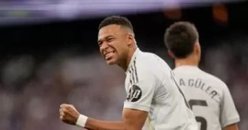 مبابي يقود هجوم ريال مدريد أمام إلتشي في الدوري الإسباني مبابي يقود هجوم ريال مدريد أمام إلتشي في الدوري الإسباني