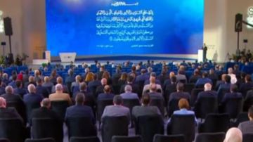 الرئيس السيسي يفتتح عددا من المحطات البحرية في ميناء شرق بورسعيد الرئيس السيسي يفتتح عددا من المحطات البحرية في ميناء شرق بورسعيد