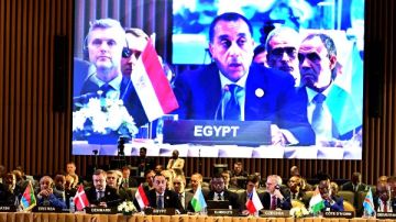 رئيس الوزراء يغادر العاصمة الأنجولية عائدا إلى القاهرة