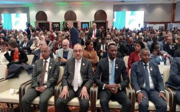 وزير قطاع الأعمال المصري يشارك بالمؤتمر الوزاري الإفريقي في الجزائر