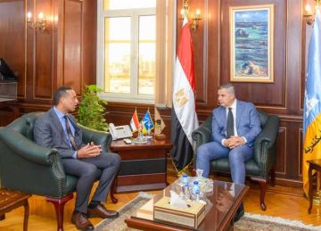 للتعاون في التنقل الحضري المستدام والمناخ .. مدير مكتب برنامج الأمم المتحدة للمستوطنات يلتقي محافظ الإسكندرية للتعاون في التنقل الحضري المستدام والمناخ .. مدير مكتب برنامج الأمم المتحدة للمستوطنات يلتقي محافظ الإسكندرية