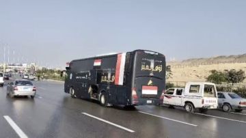 محافظة الجيزة تطلق حافلات تجوب الشوارع احتفالا بافتتاح المتحف المصري الكبير